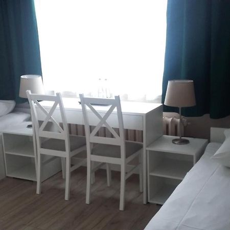 Noclegi, Restauracja Eden Witaszyce Экстерьер фото
